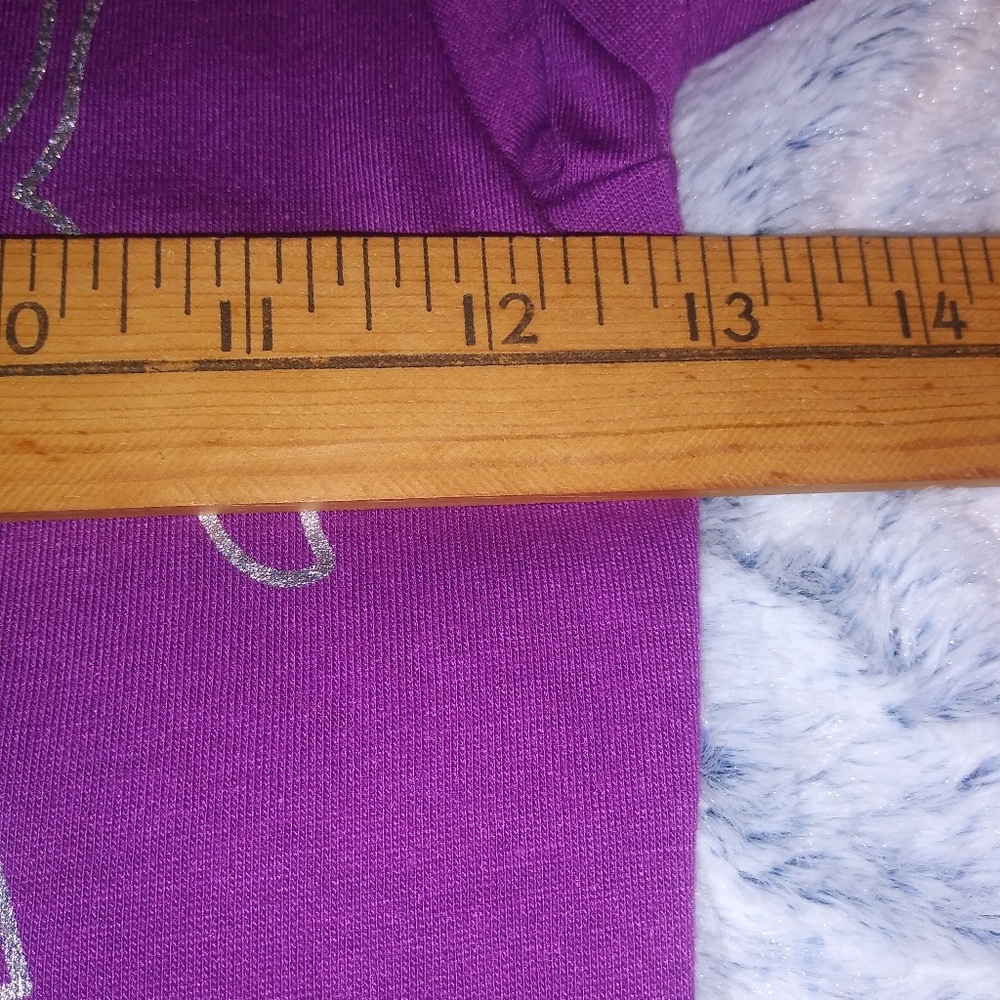 Last one Little girls size 5-6 athletic sets - Picture 8 of 8